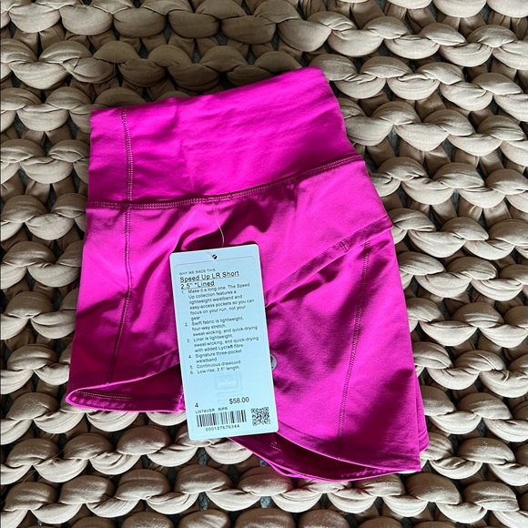 Lululemon Speed Up LR 2.5” short Ripened Raspberry - Picture 4 of 11